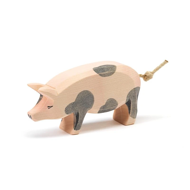 Wooden Spotted Pig Head High (10951) - Ostheimer 1 Wooden Spotted Pig Head High (10951) - Ostheimer