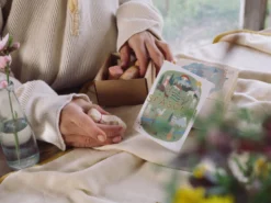 Grapat Easter / Grapat X Ostheimer Collab - Hello Spring 19 Grapat Easter / Grapat X Ostheimer Collab - Hello Spring -Toy Sale Store ART25 8249HelloSpring6JoguinesGrapat