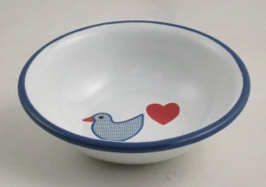 Enamel Children's Bowl With Heart Bird Decoration 14cm 1 Enamel Children's Bowl With Heart Bird Decoration 14cm