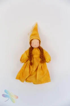 Evi Doll Lady In Waiting