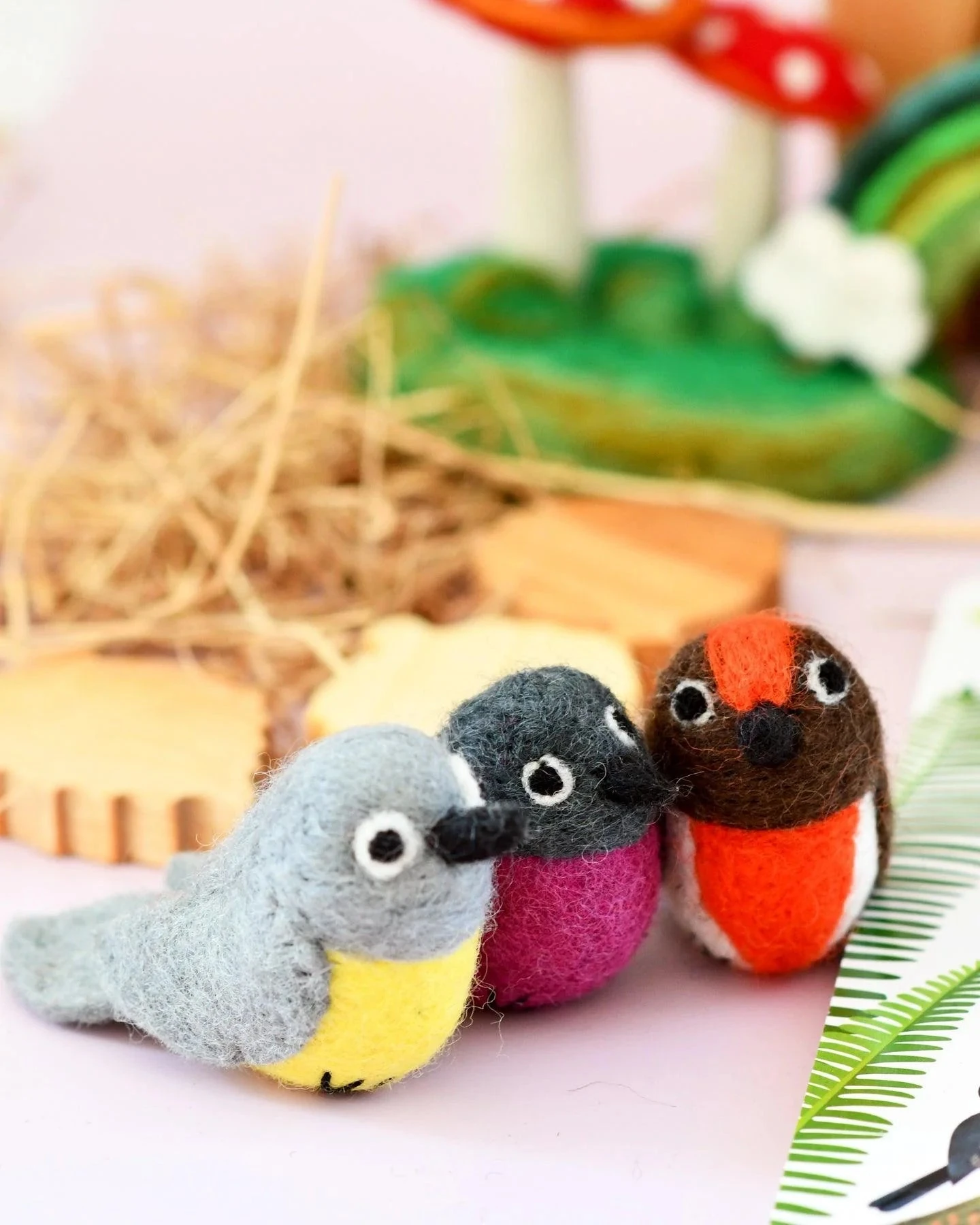 Felt Australian Robins - 3 Robin Birds 1 Felt Australian Robins - 3 Robin Birds