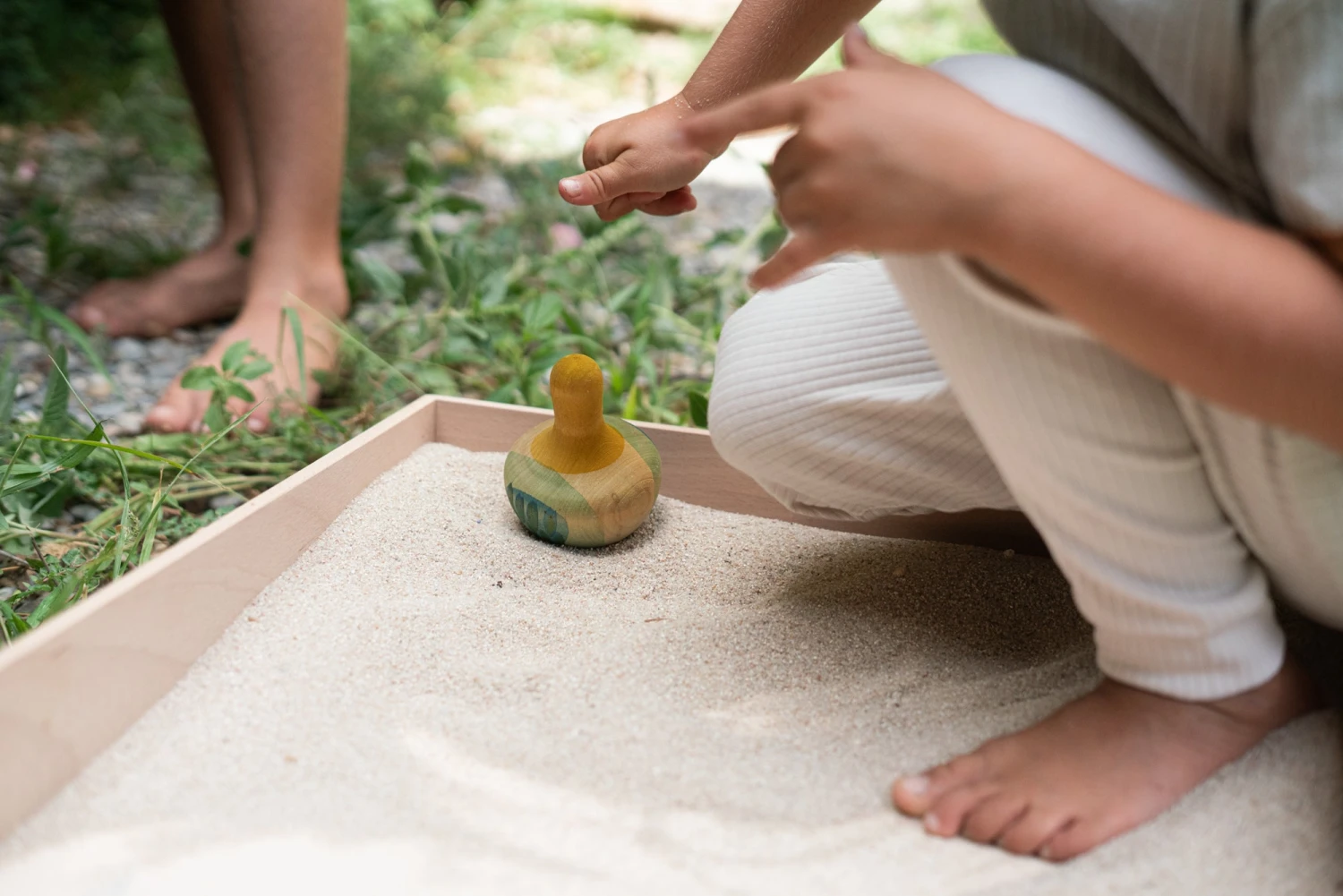 Grapat – Flowing Yellow Bird 4 Grapat – Flowing Yellow Bird - Image 4