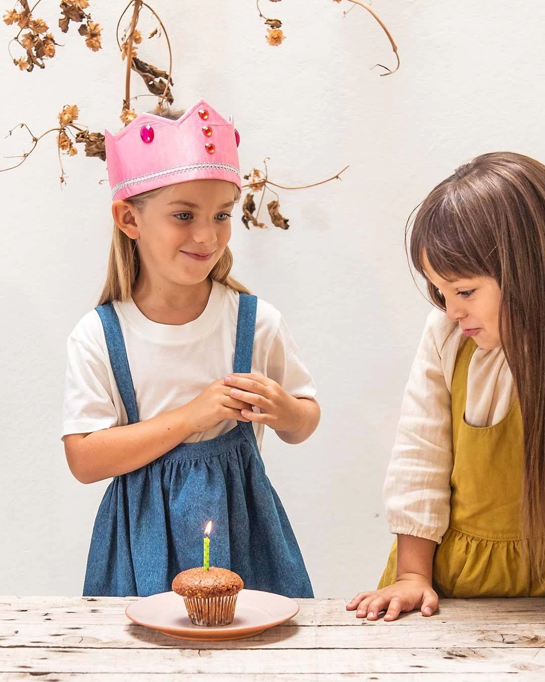 Silk Crowns 3 Silk Crowns - Image 3