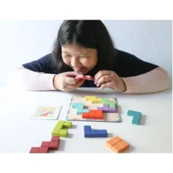 Djeco Polyssimo Sologic Game With 30 Challenges DJ8451 11 Djeco Polyssimo Sologic Game With 30 Challenges DJ8451 -Toy Sale Store PolyssimoSologicGameWith30Challenges6DragonflyToysDJ8451